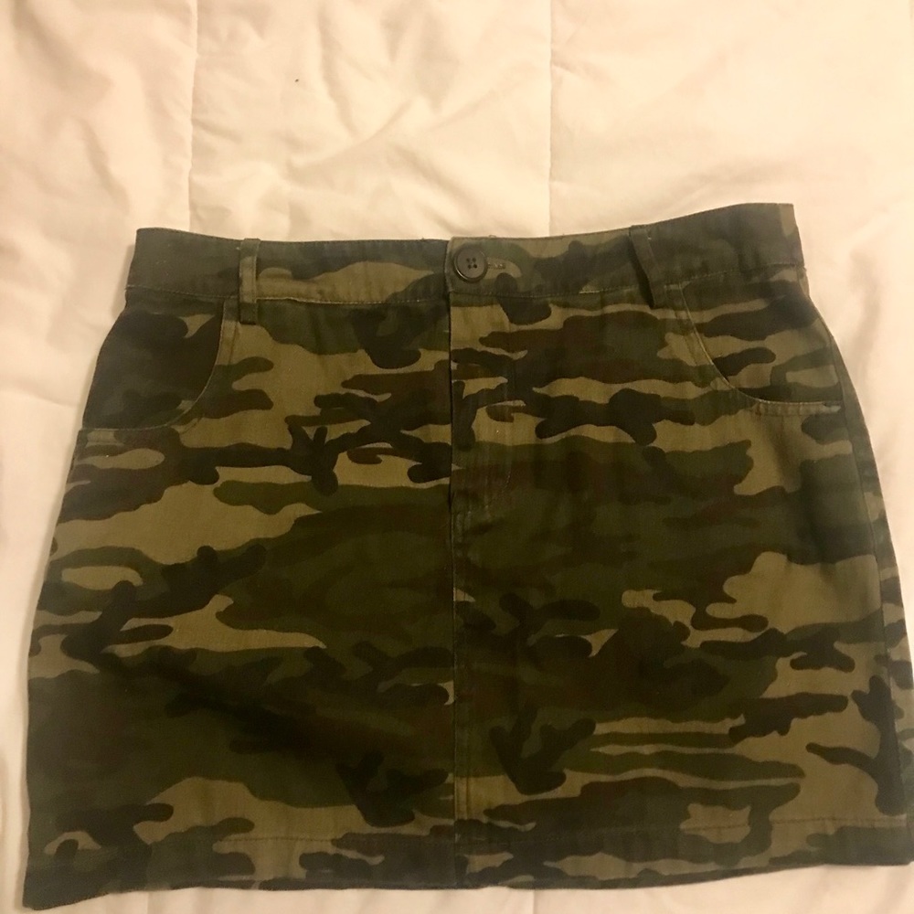 American Threads Camo Mini Skirt